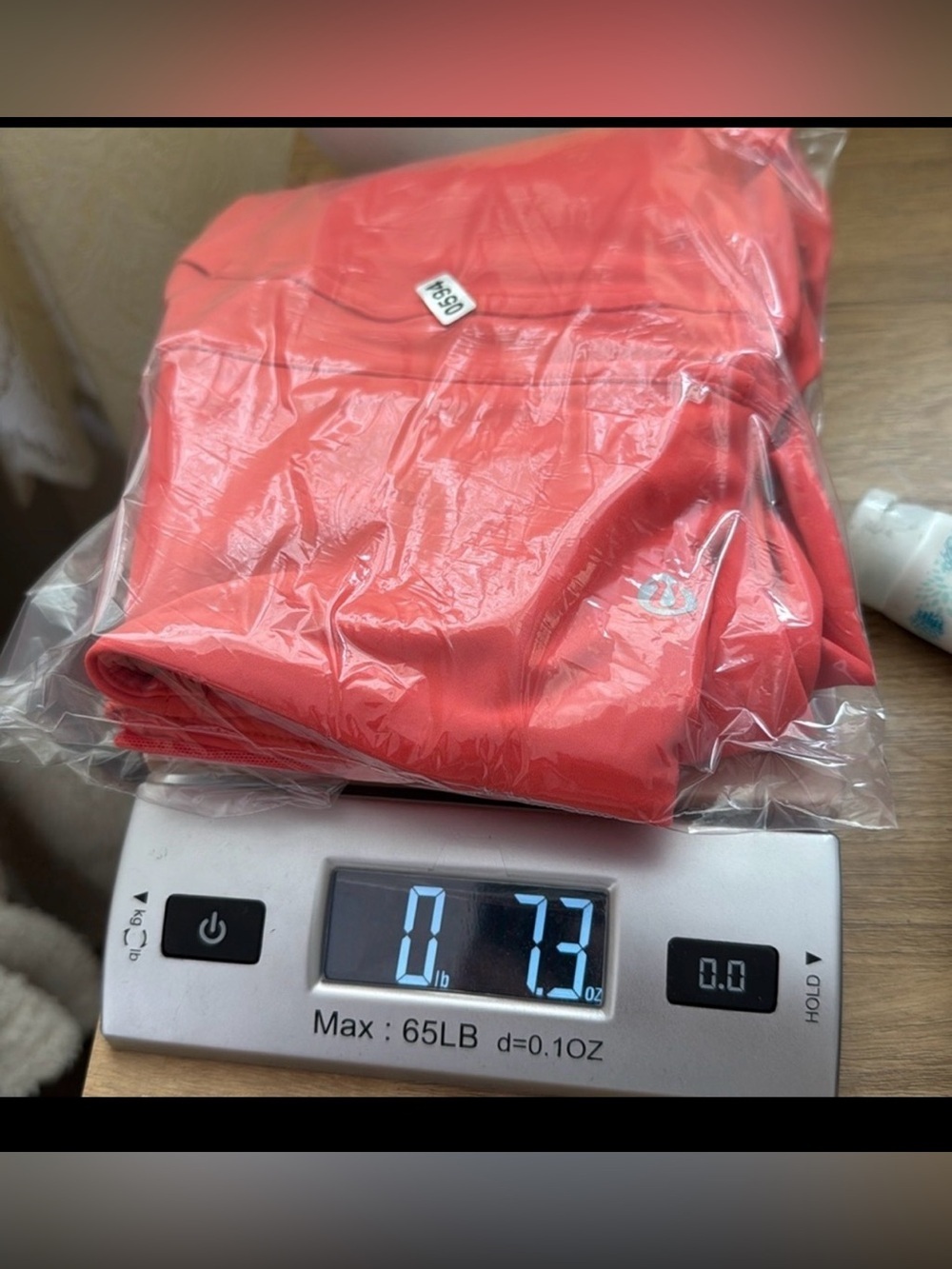 Lululemon Mastered Motion High-Rise Tight 28” Thermal Red Mesh Size 4 - Picture 9 of 9